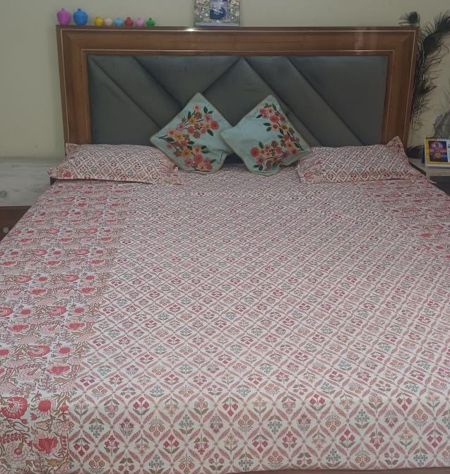 Customer photo — Anamika Kesarwani