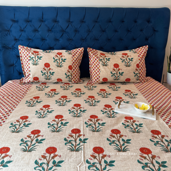 GENDHA PHOOL ORANGE 1 Genda Phool Queen Bedsheet- Orange