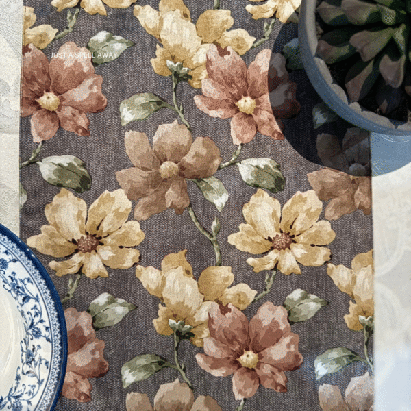 SATIN TABLE RUNNER- BROWN 1 Satin Bloom Brown