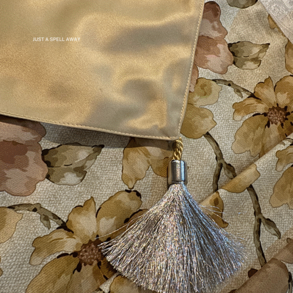 Satin Bloom Golden Brown