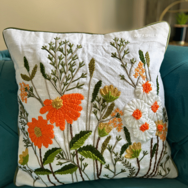 WILDBLOOM 1 Wild Bloom Cushion Cover