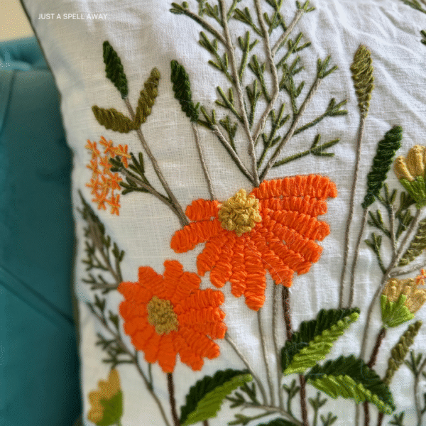WILDBLOOM 3 Wild Bloom Cushion Cover