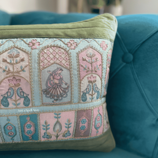Raja Rani Cushion Cover - Green